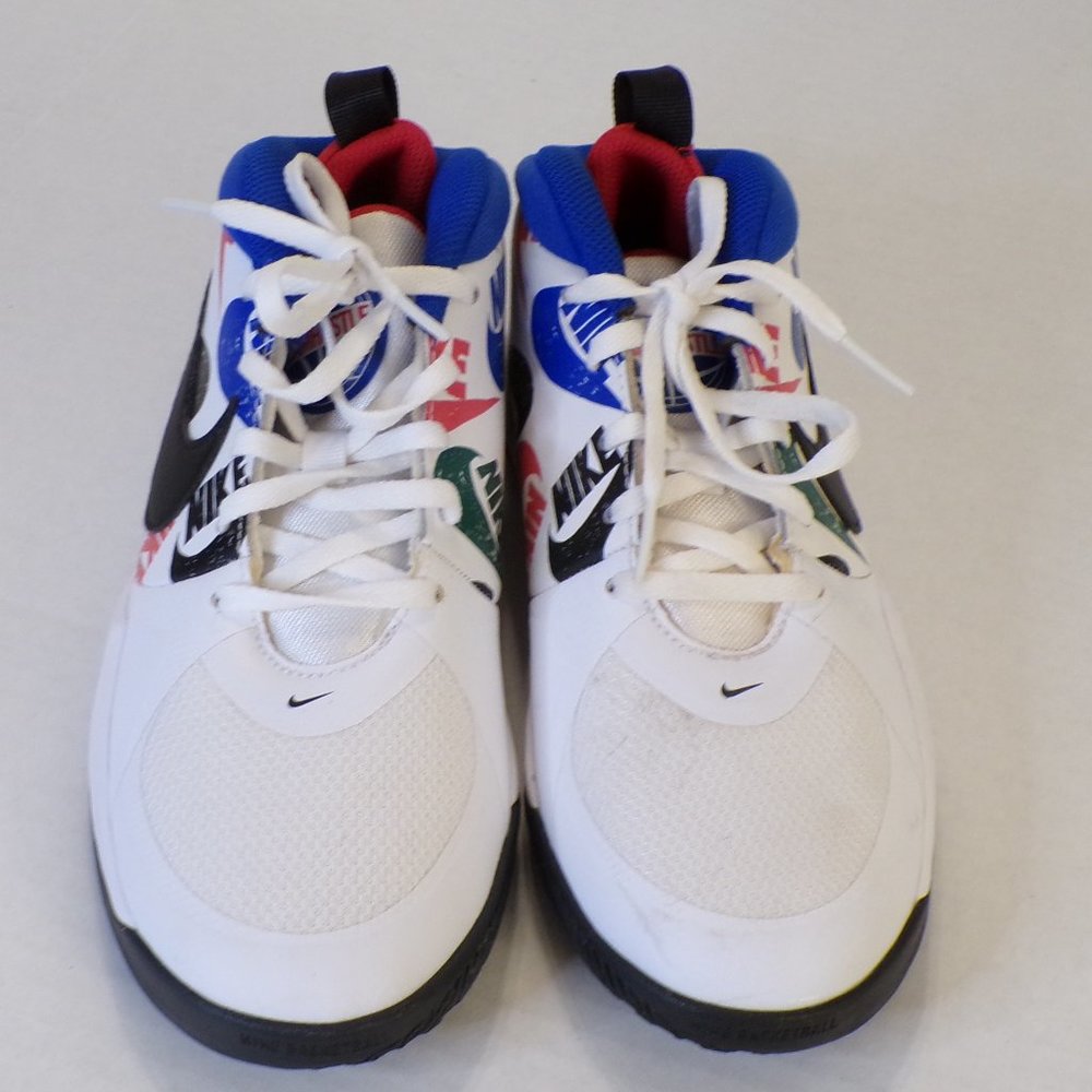 BRAND NEW NIKE TEAM HUSTLE D9 YOUTH MULTIPLE COLORED SNEAKERS - Picture 10 of 11